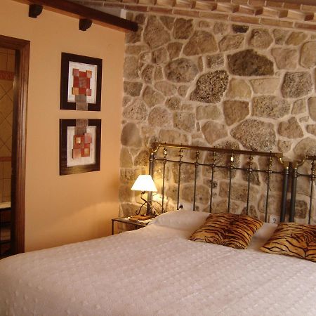 Hostal Casa Laure Y Mª Jose Arens de Lledo Exterior foto